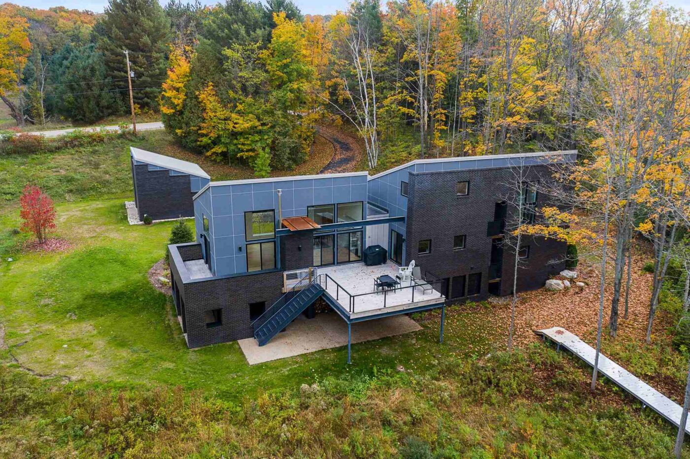 walloonlakecontemporarycottage53