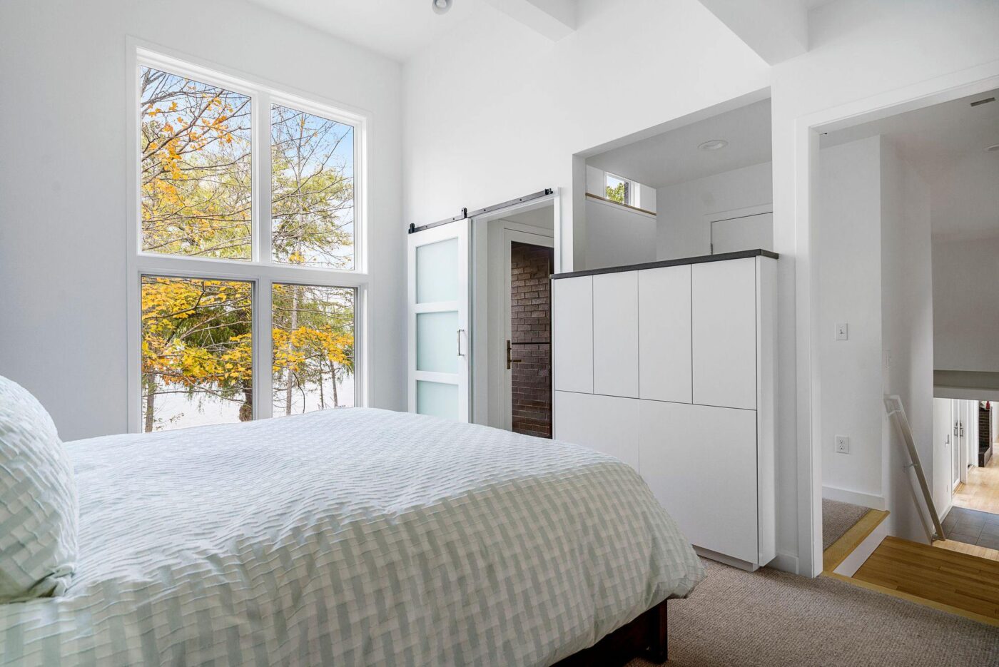 walloonlakecontemporarycottage30