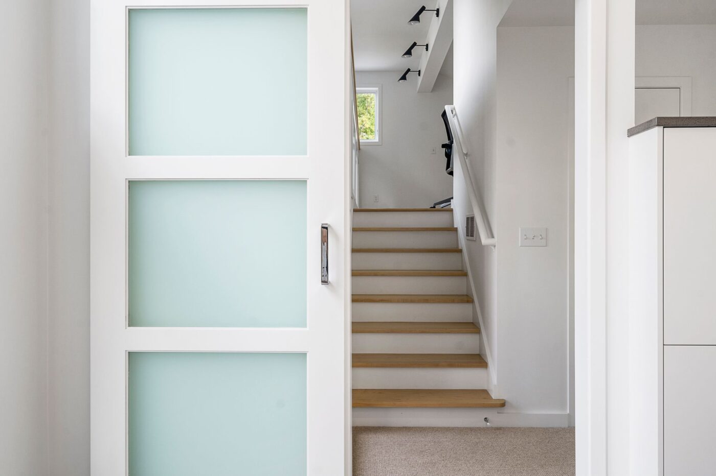 walloonlakecontemporarycottage29