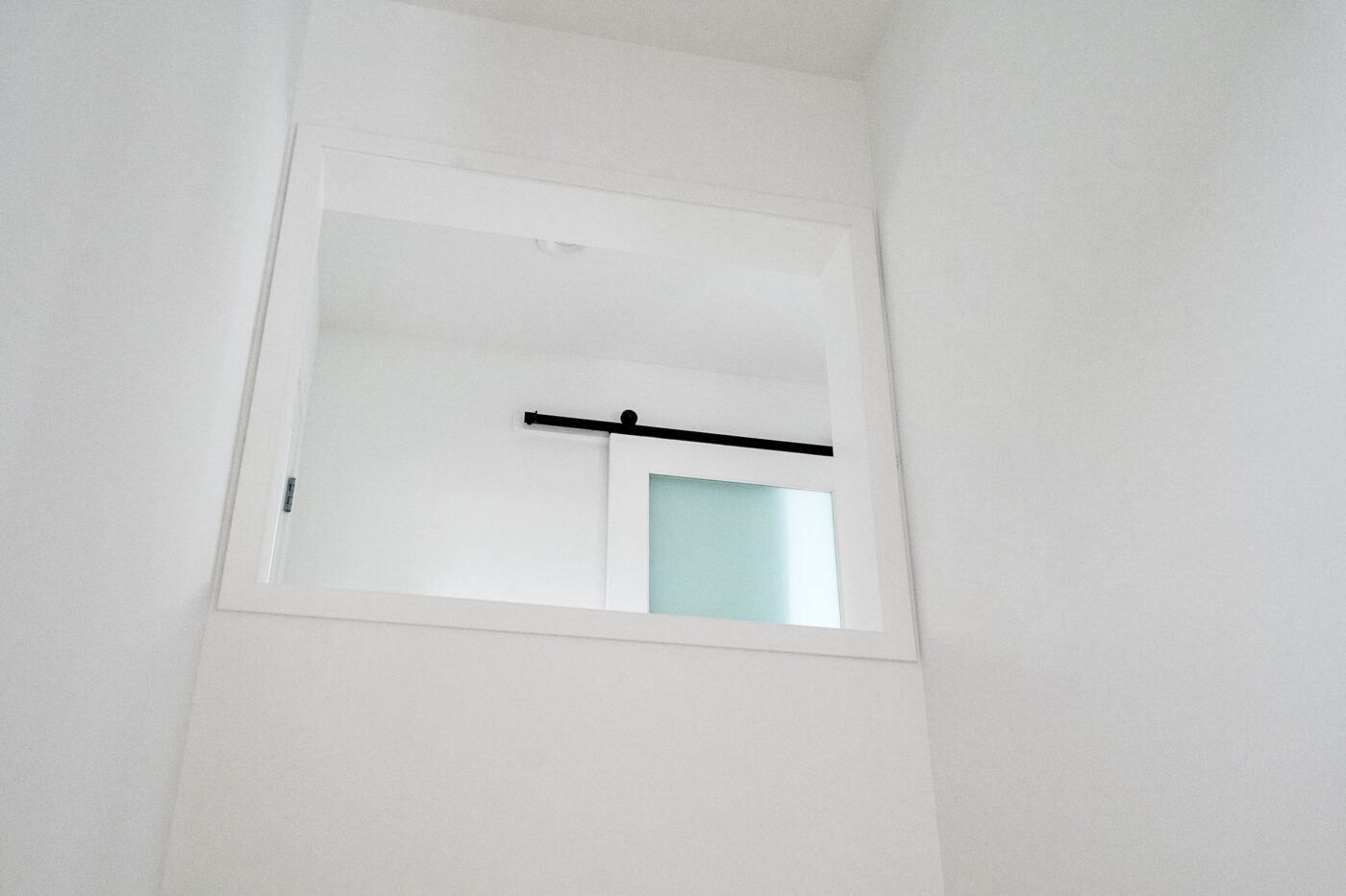 walloonlakecontemporarycottage10