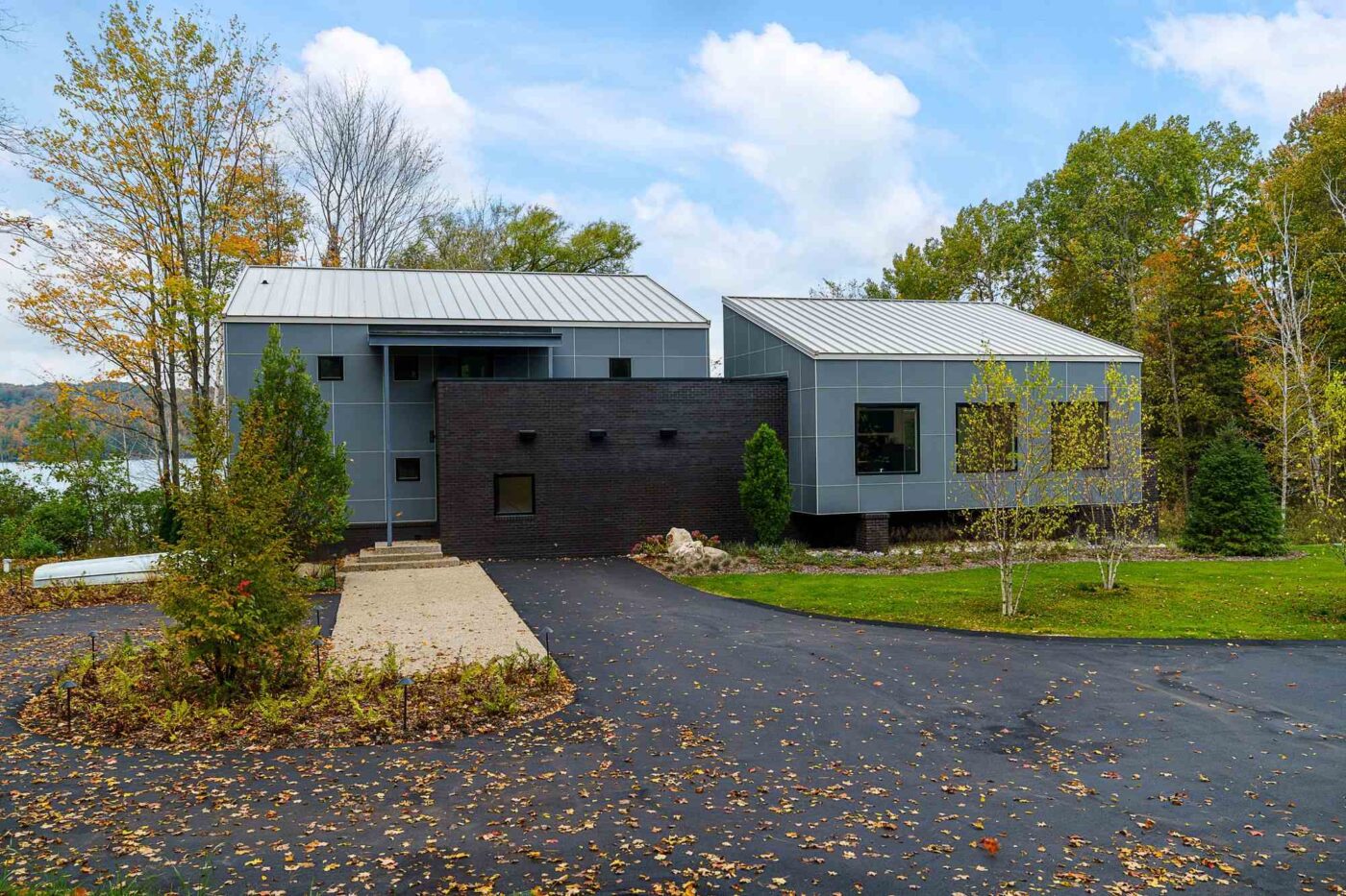 walloonlakecontemporarycottage7